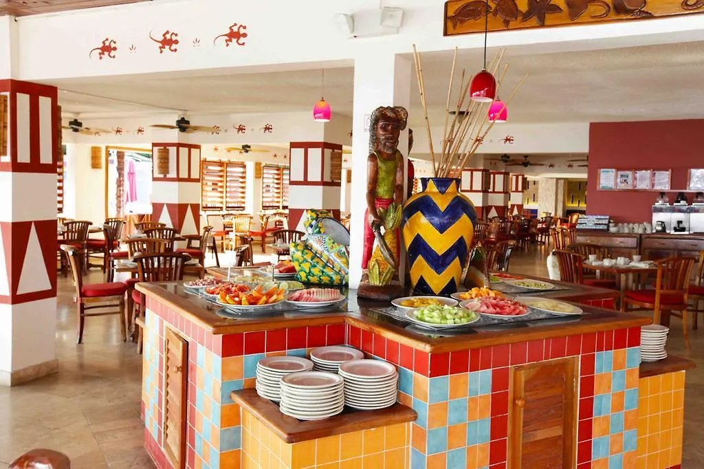 Decameron Club Caribbean Runaway Bay, Ramada All-Inclusive Resort Jamaica