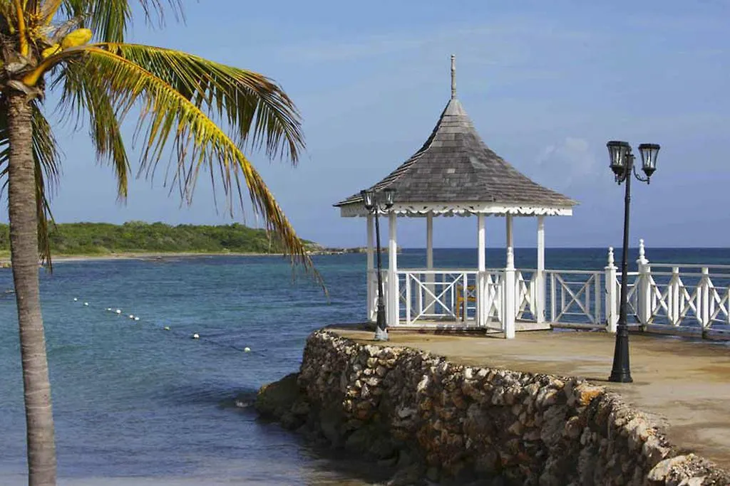Decameron Club Caribbean Runaway Bay, Ramada All-Inclusive Resort 3*,  Jamaica