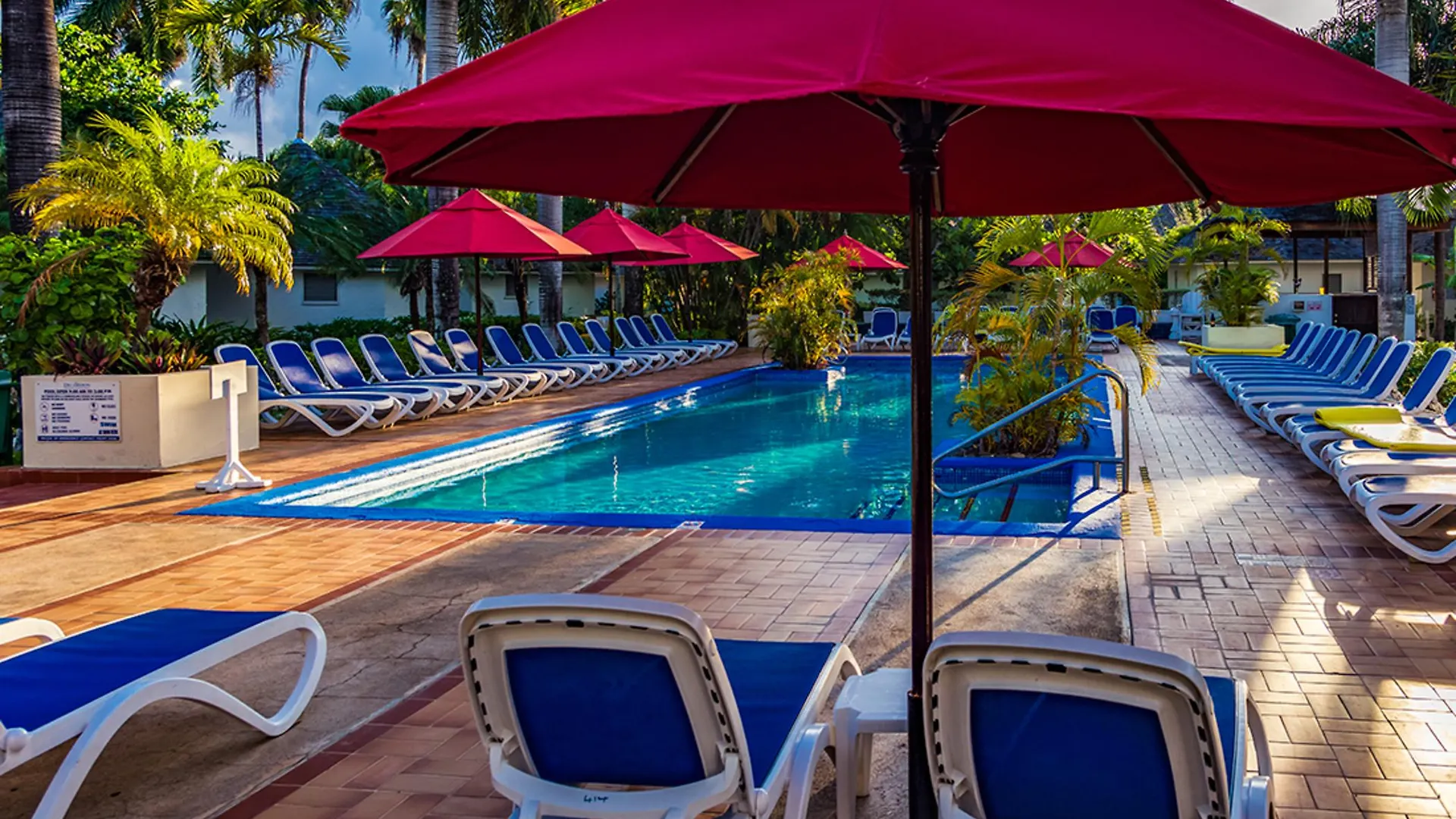 Decameron Club Caribbean Runaway Bay, Ramada All-Inclusive Resort