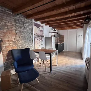  Apartment Borgovivo Il Tuo Loft In Centro Citta Italy