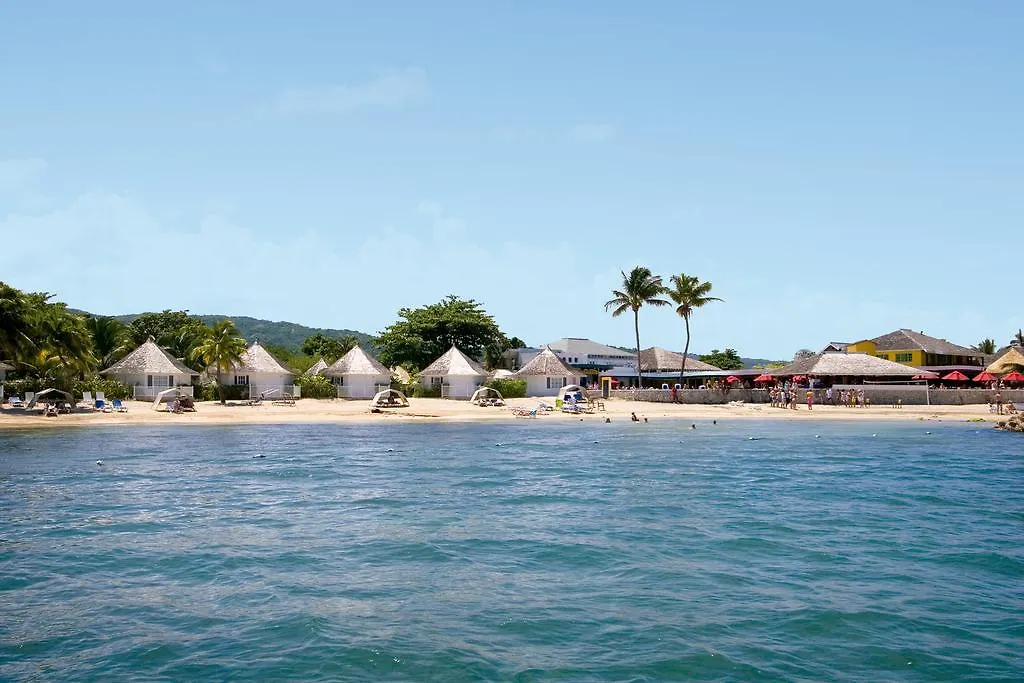 Decameron Club Caribbean Runaway Bay, Ramada All-Inclusive Resort 3*,